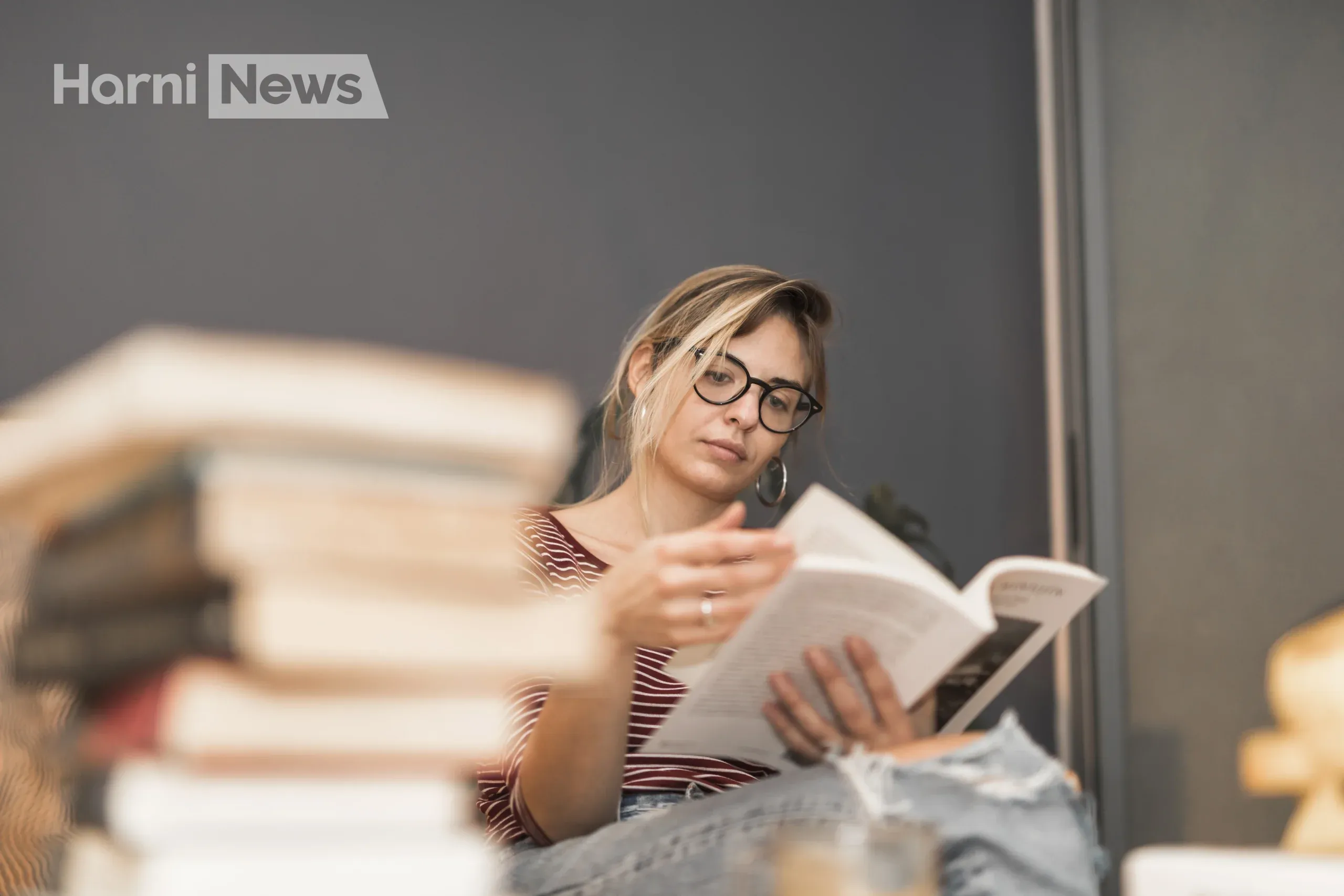 Прийдешній це українське слово